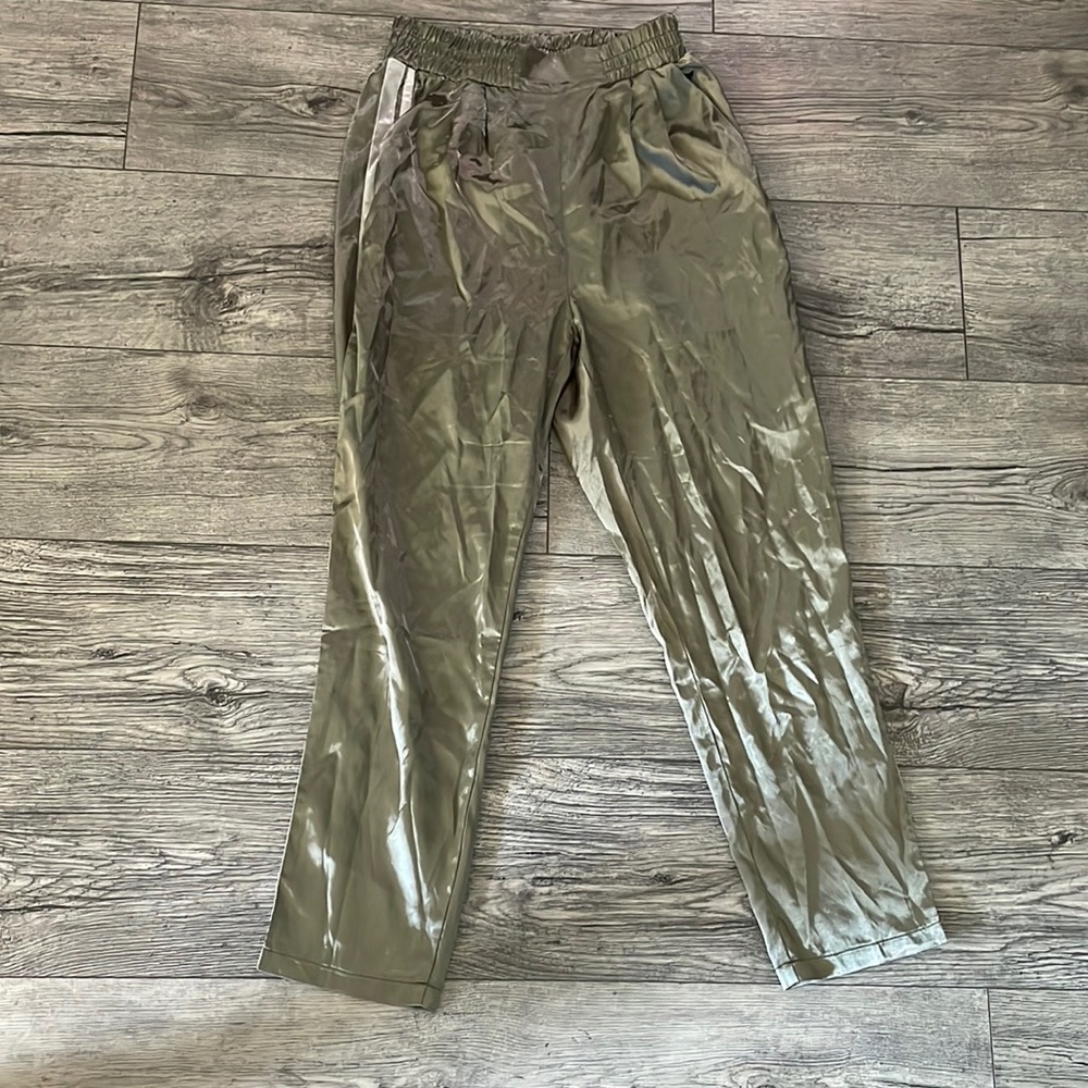 Pretty little thing satin stripe pants size small